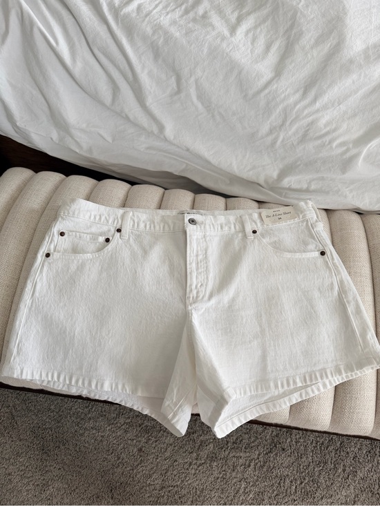 Abercrombie & Fitch Pants - Abercrombie A-line White Women's Denim Shorts